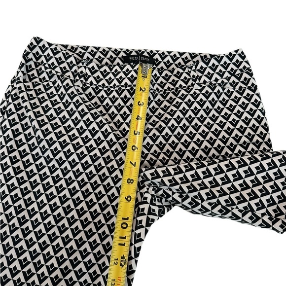 White House Black Market Slim Ankle Pants Womens Size 6R Geometric Print - Picture 9 of 16